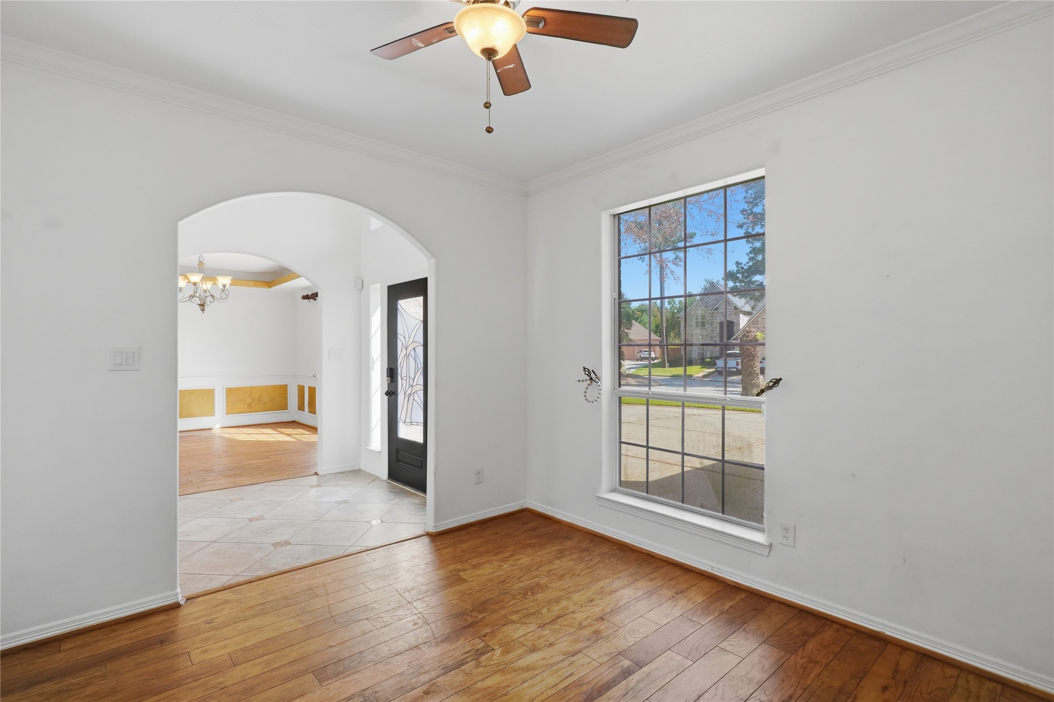 14911 Oxford Way Property Photo 5