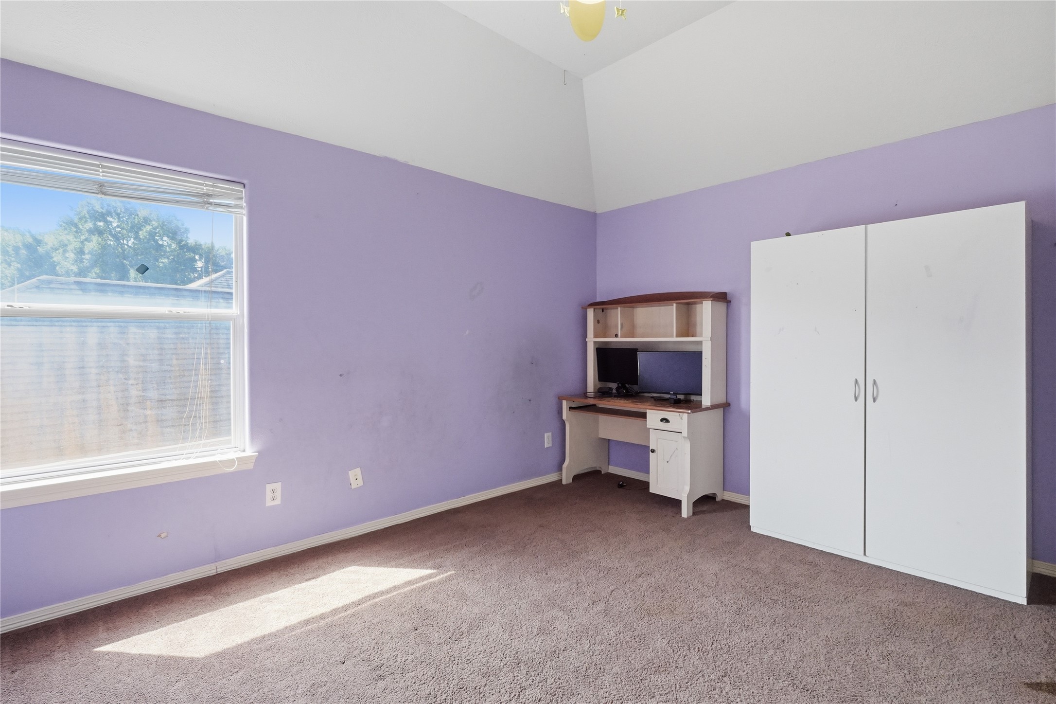 14911 Oxford Way Property Photo 19