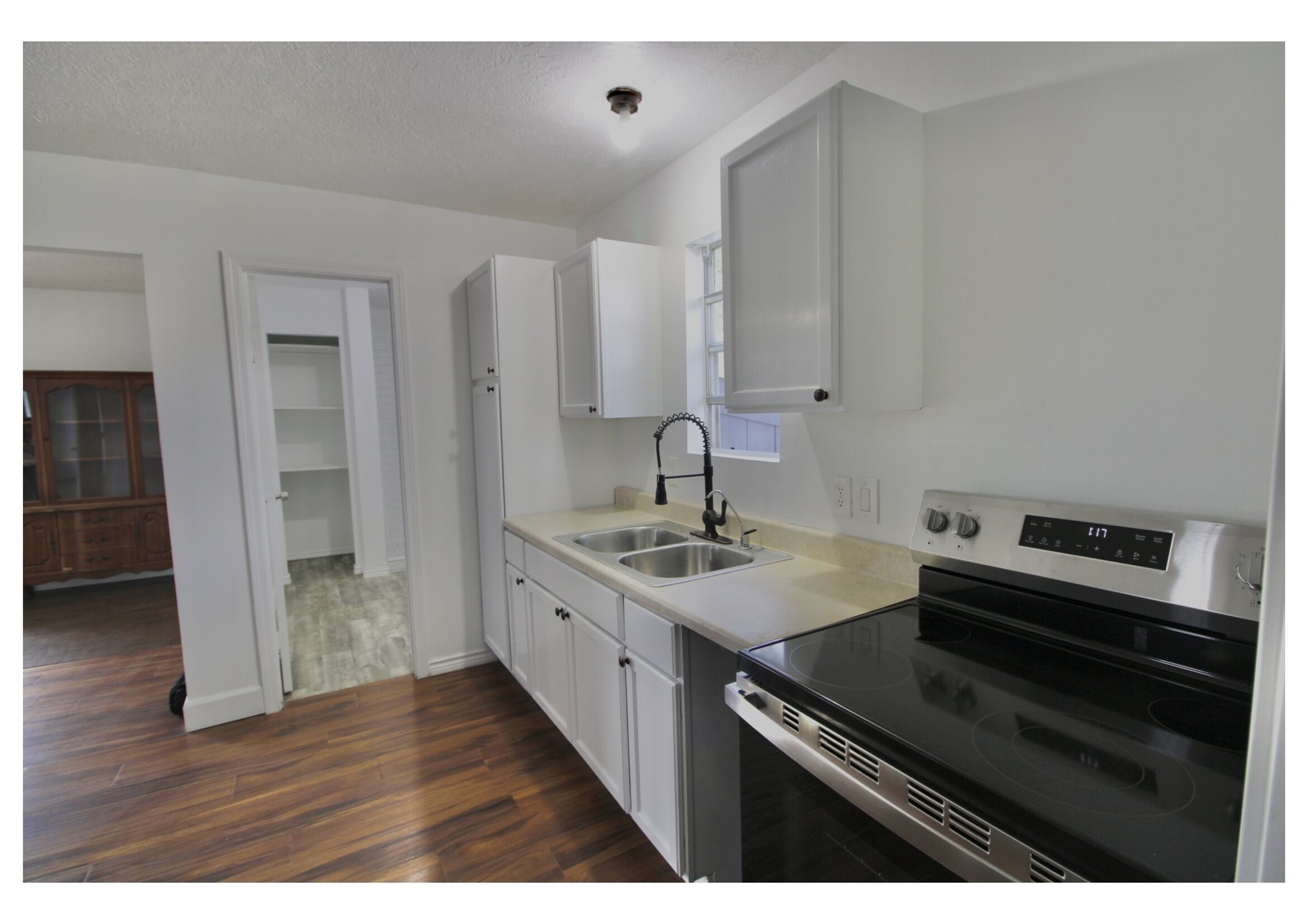 409 Robert Lee Road Property Photo 15