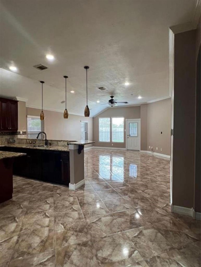 15930 Hidden Crest Drive Property Photo 2