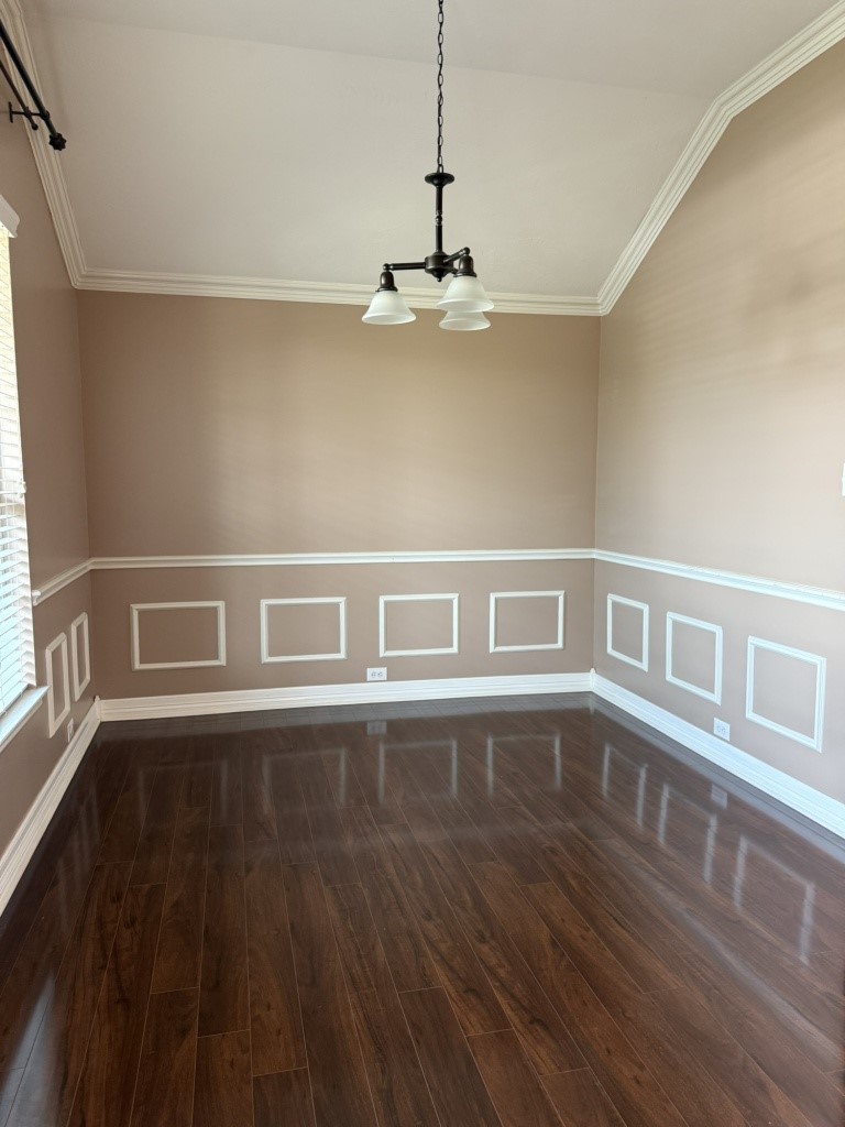 15930 Hidden Crest Drive Property Photo 3
