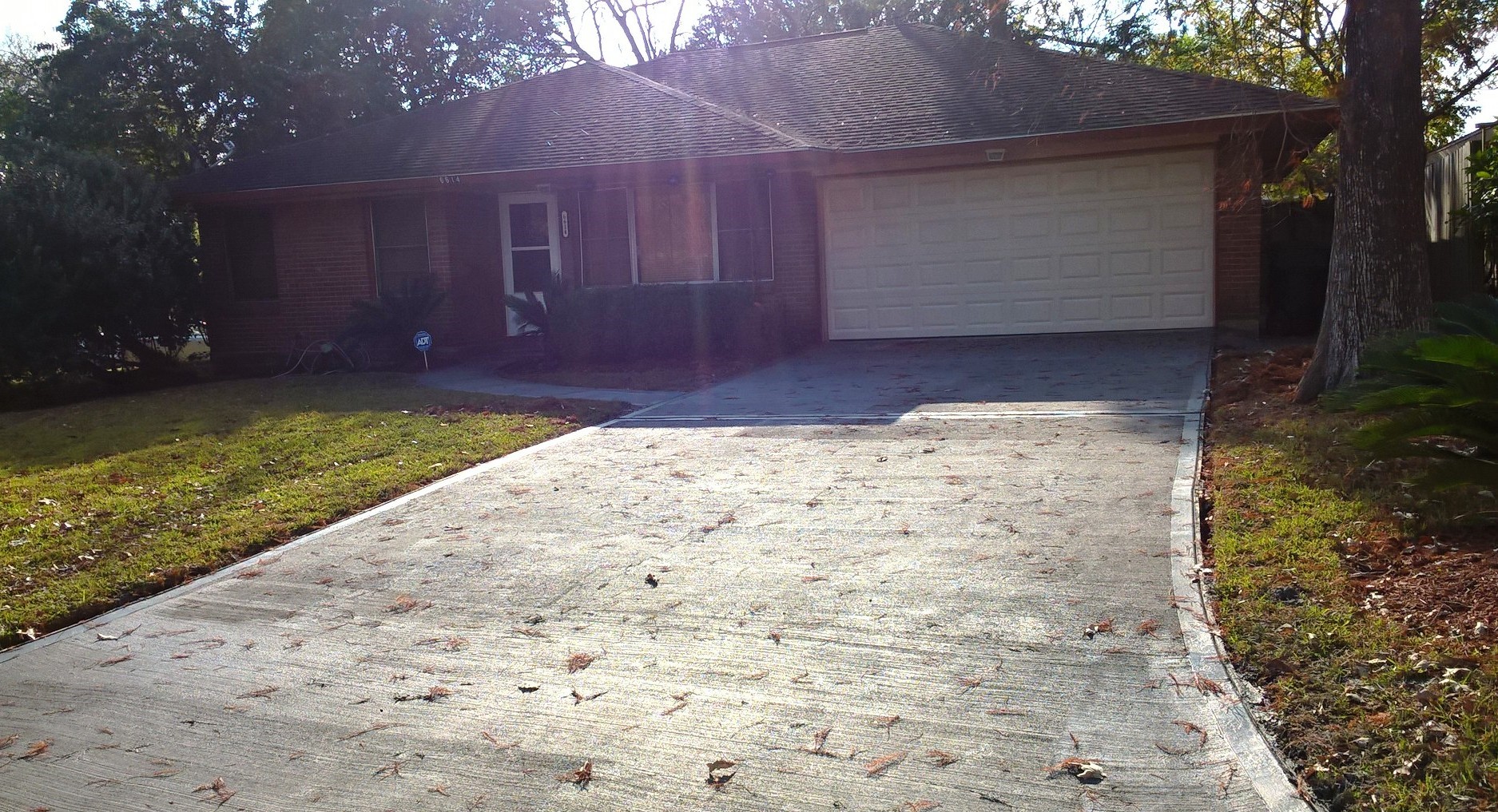 6614 Hirondel Street Property Photo