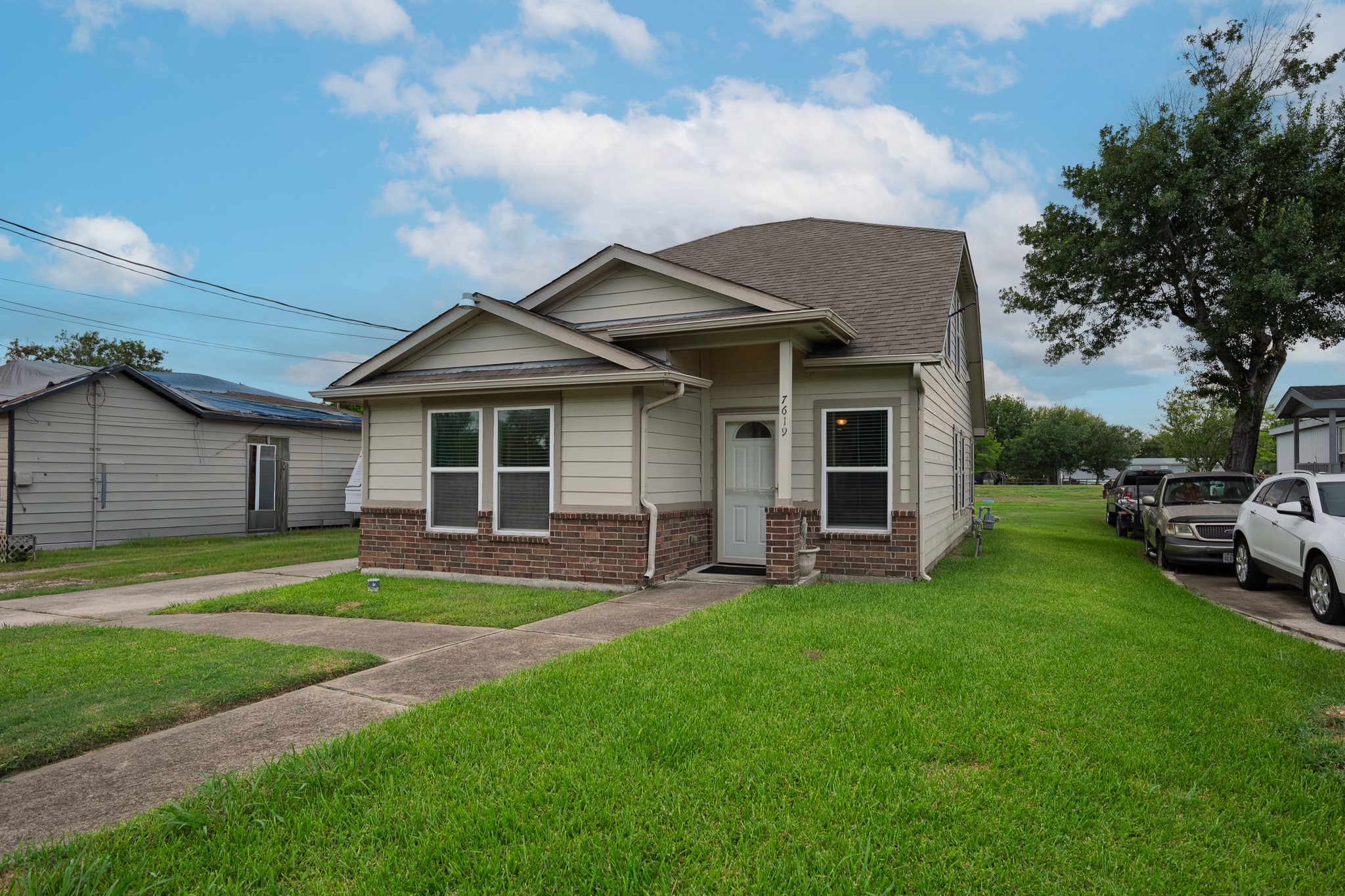 7619 Richards Street Property Photo 1