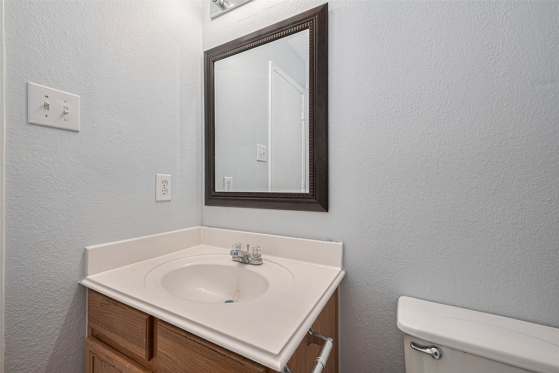 2123 Gable Hollow Lane Property Photo 17