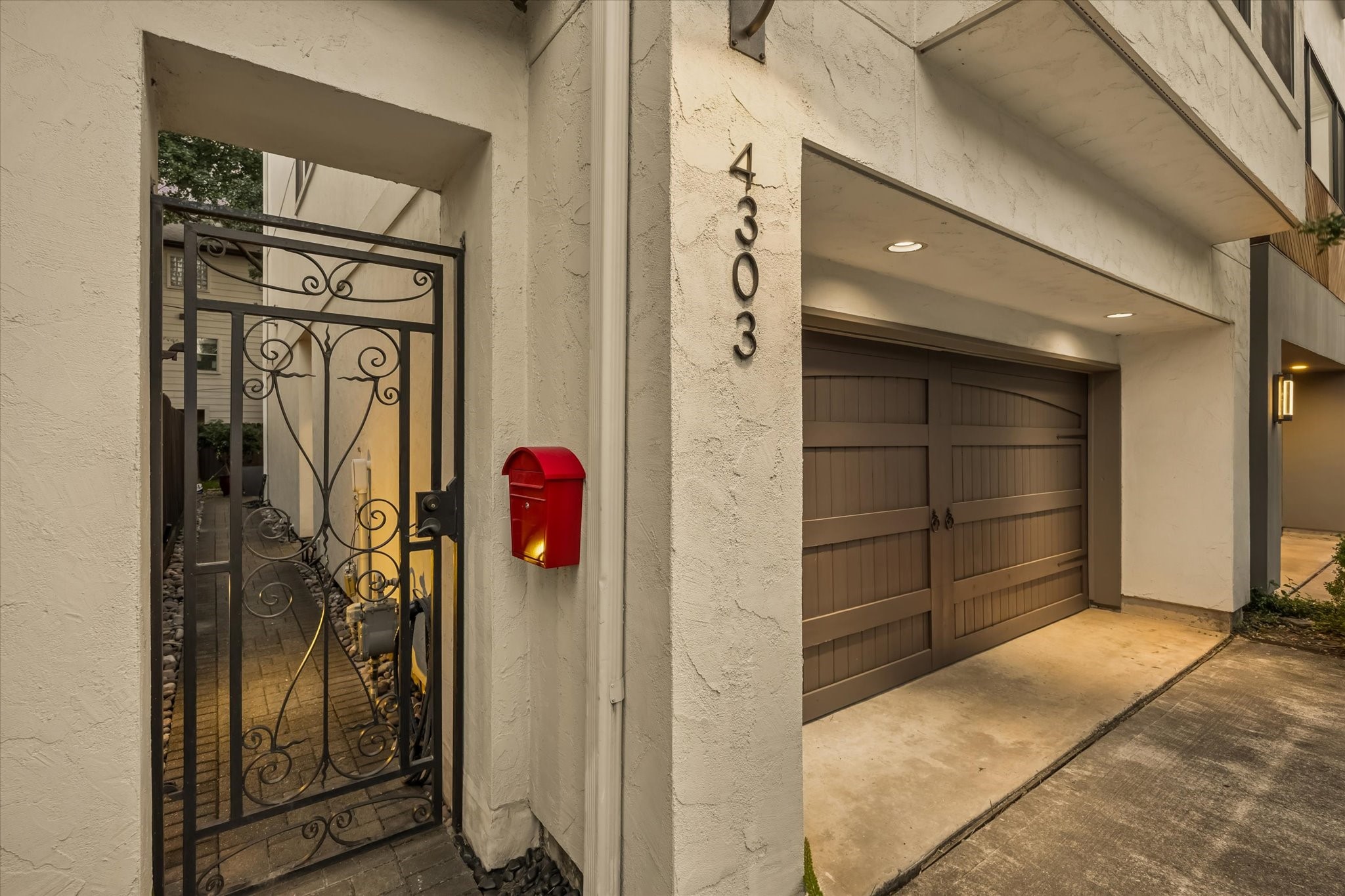 4303 Gibson Street Property Photo 5