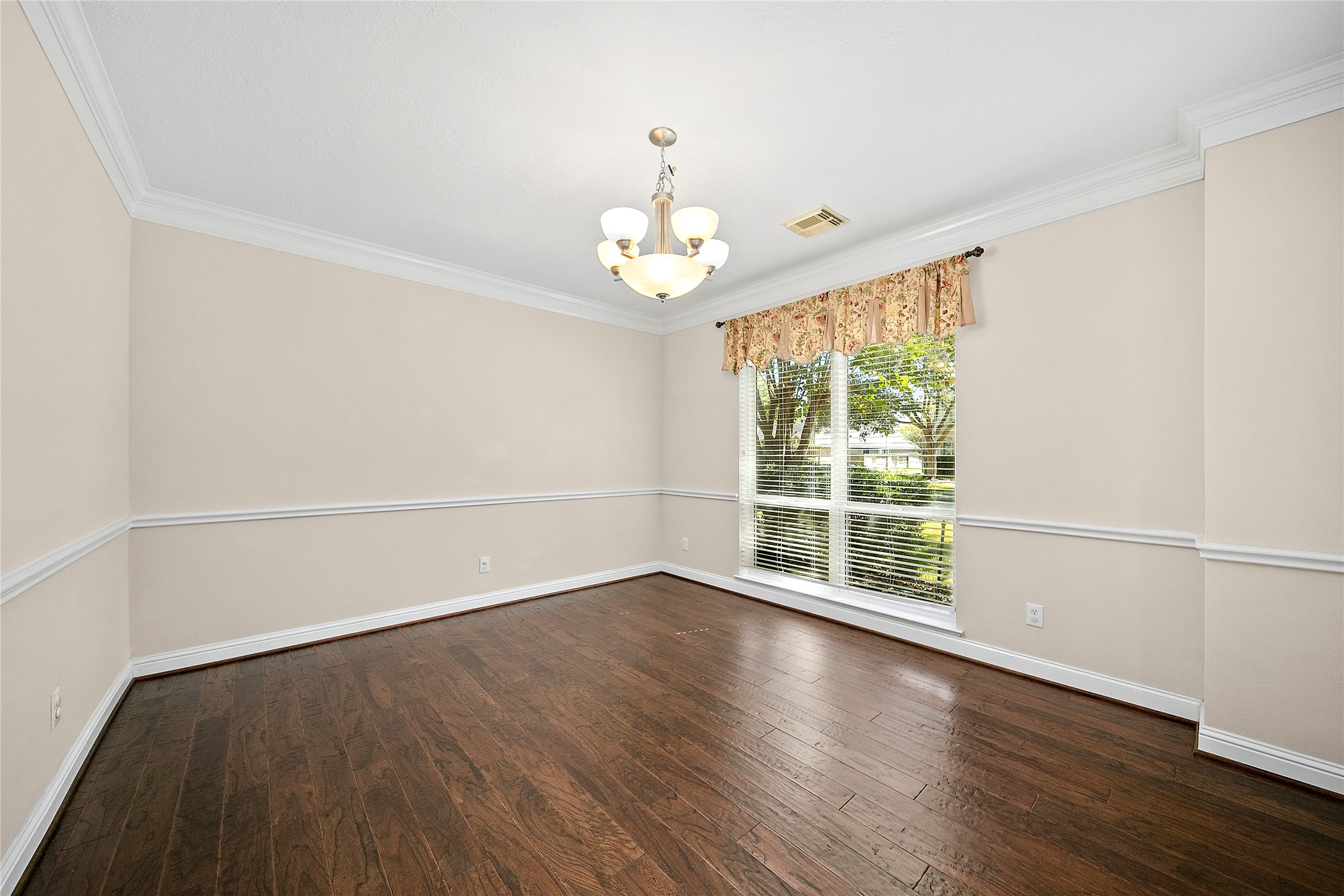 22430 Water Edge Lane Property Photo 7