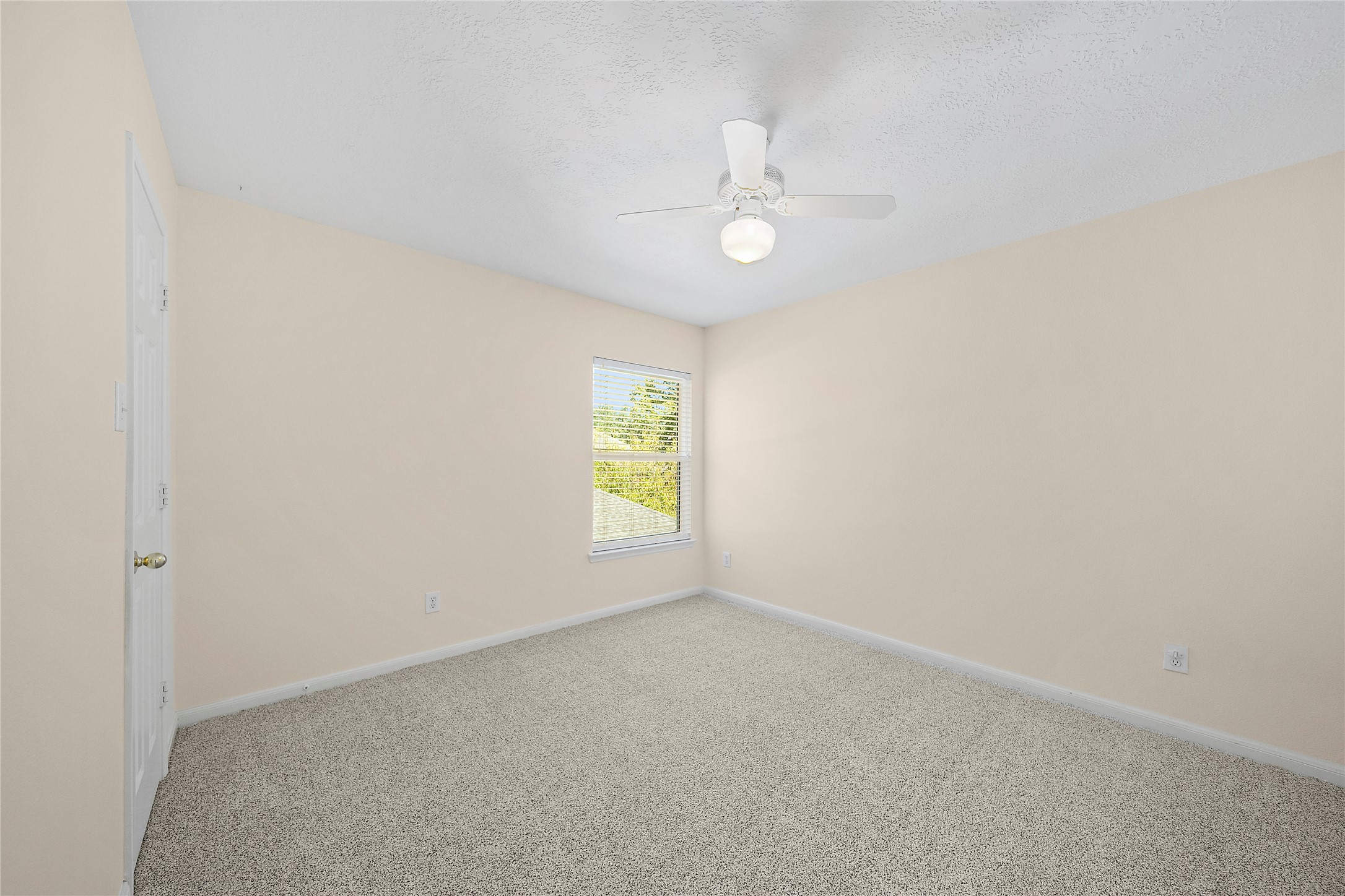 22430 Water Edge Lane Property Photo 23