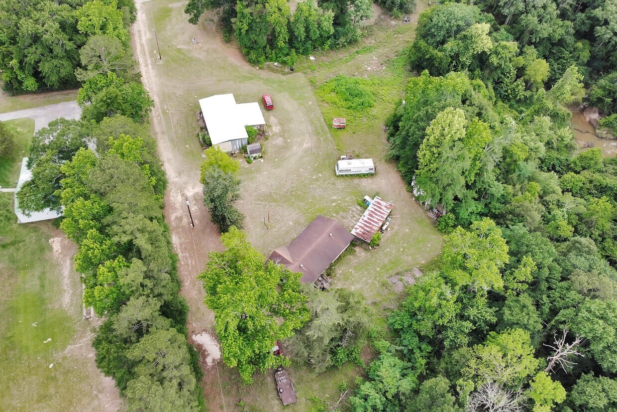 15635 Hwy 105 E Road Property Photo 10