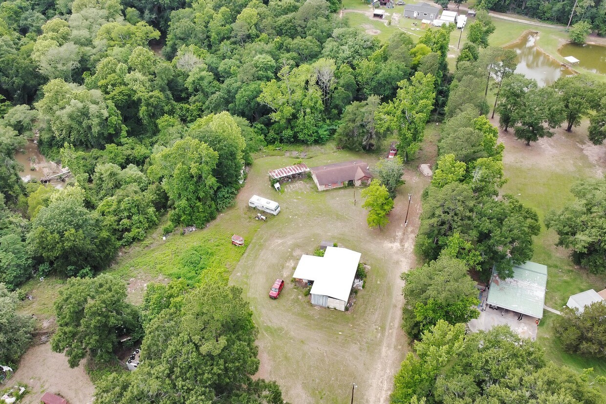15635 Hwy 105 E Road Property Photo 11