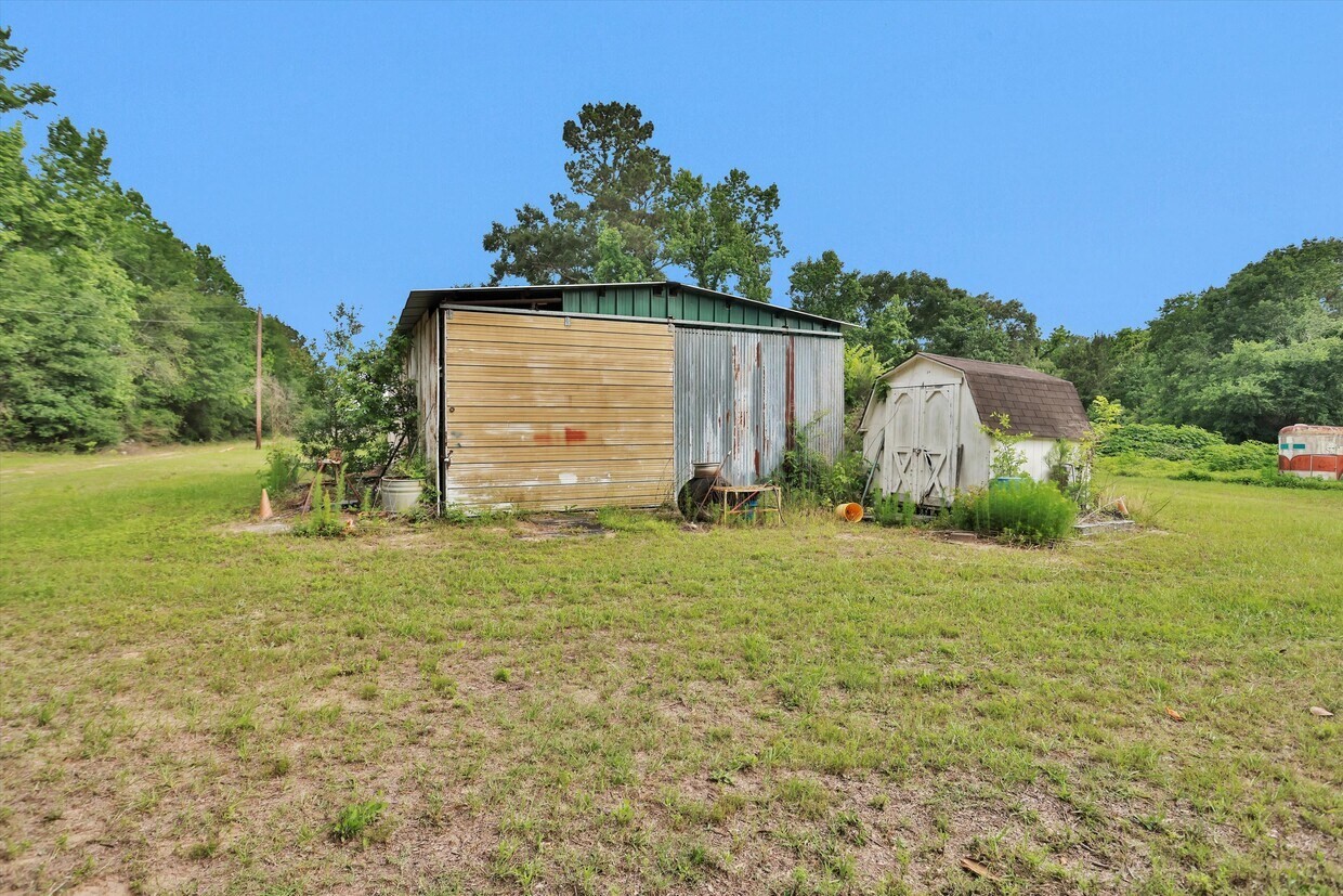15635 Hwy 105 E Road Property Photo 14