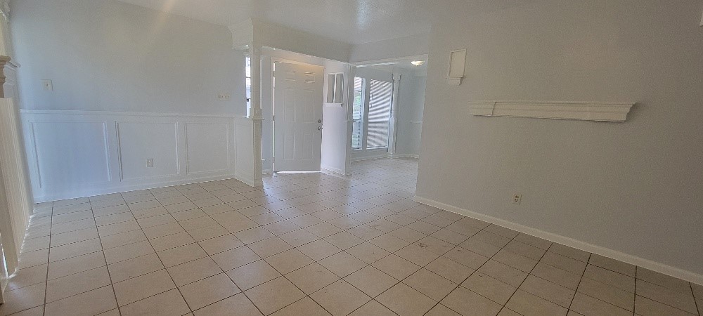 11507 Nobility Drive B Property Photo 2