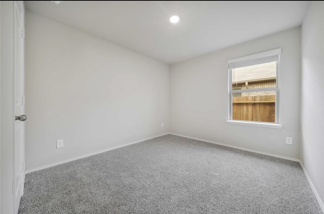 40643 Creekside Bluff Trail Property Photo 14