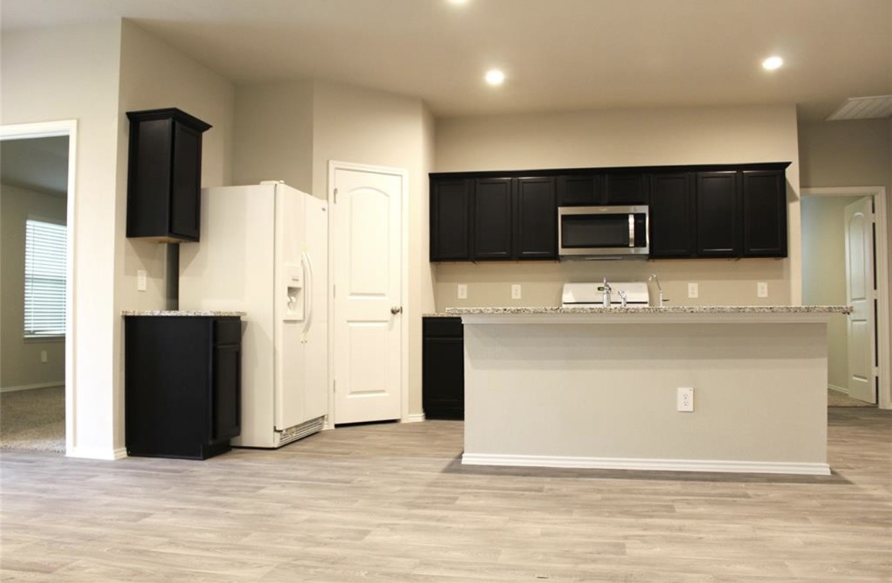 40643 Creekside Bluff Trail Property Photo 16
