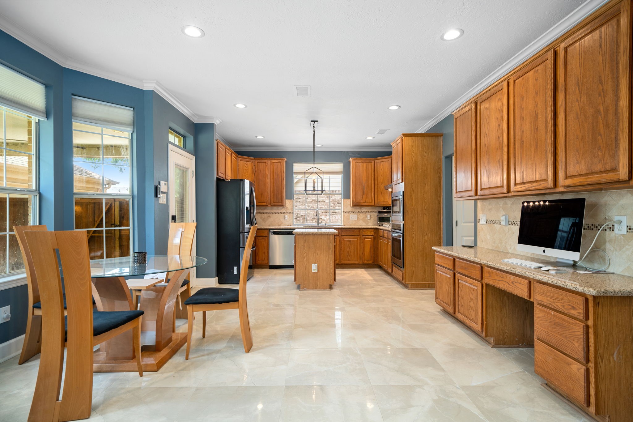 17511 Tall Maple Court Property Photo 8