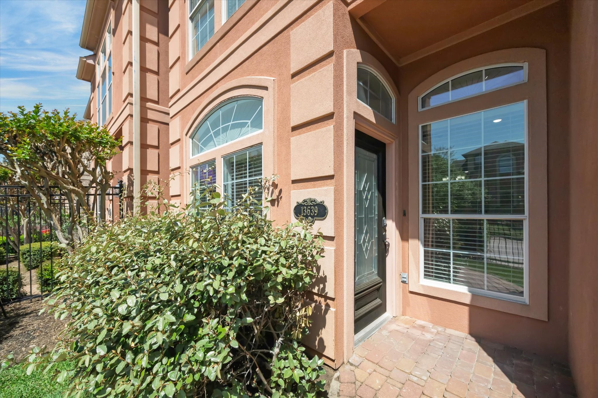 13639 Brookbluff Lane Property Photo 4