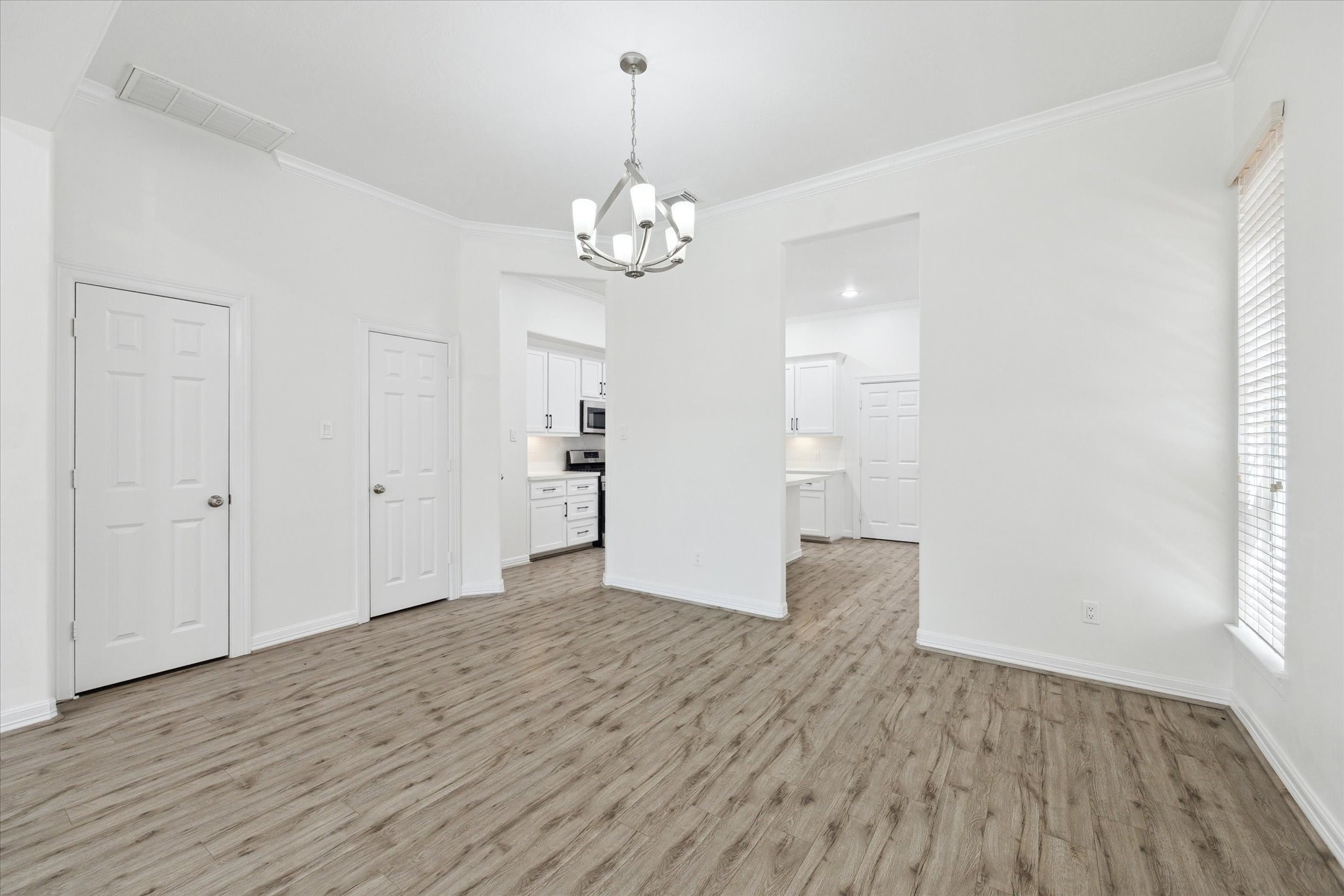 13639 Brookbluff Lane Property Photo 9