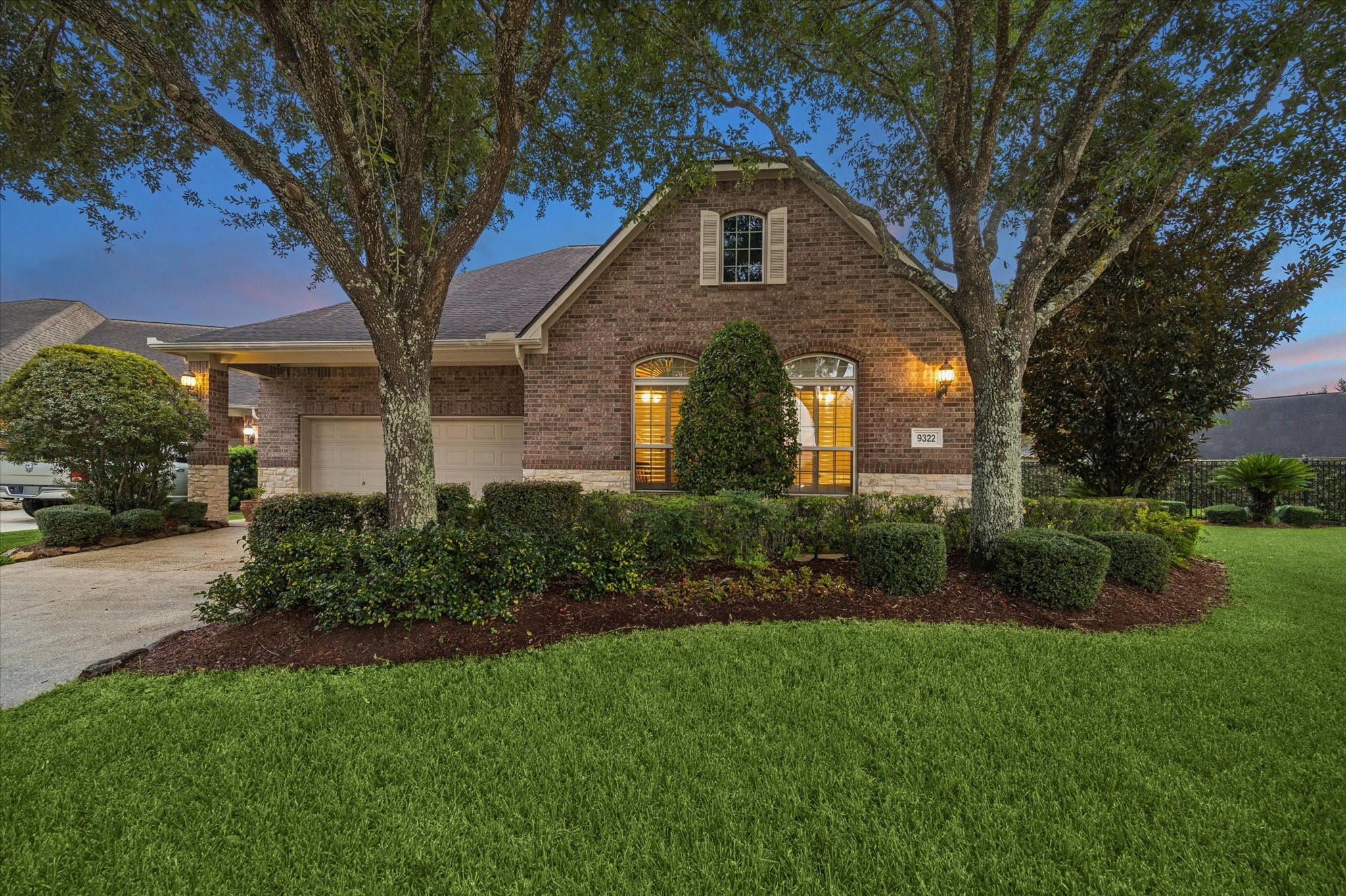 9322 Mystic Falls Lane Property Photo 1
