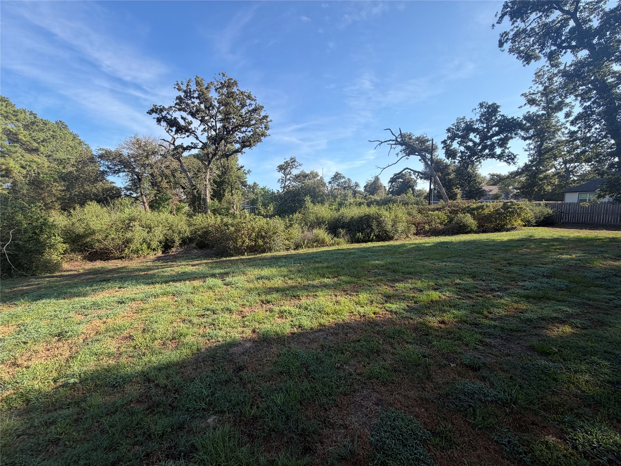 26239 Lakeshore Drive Property Photo 2