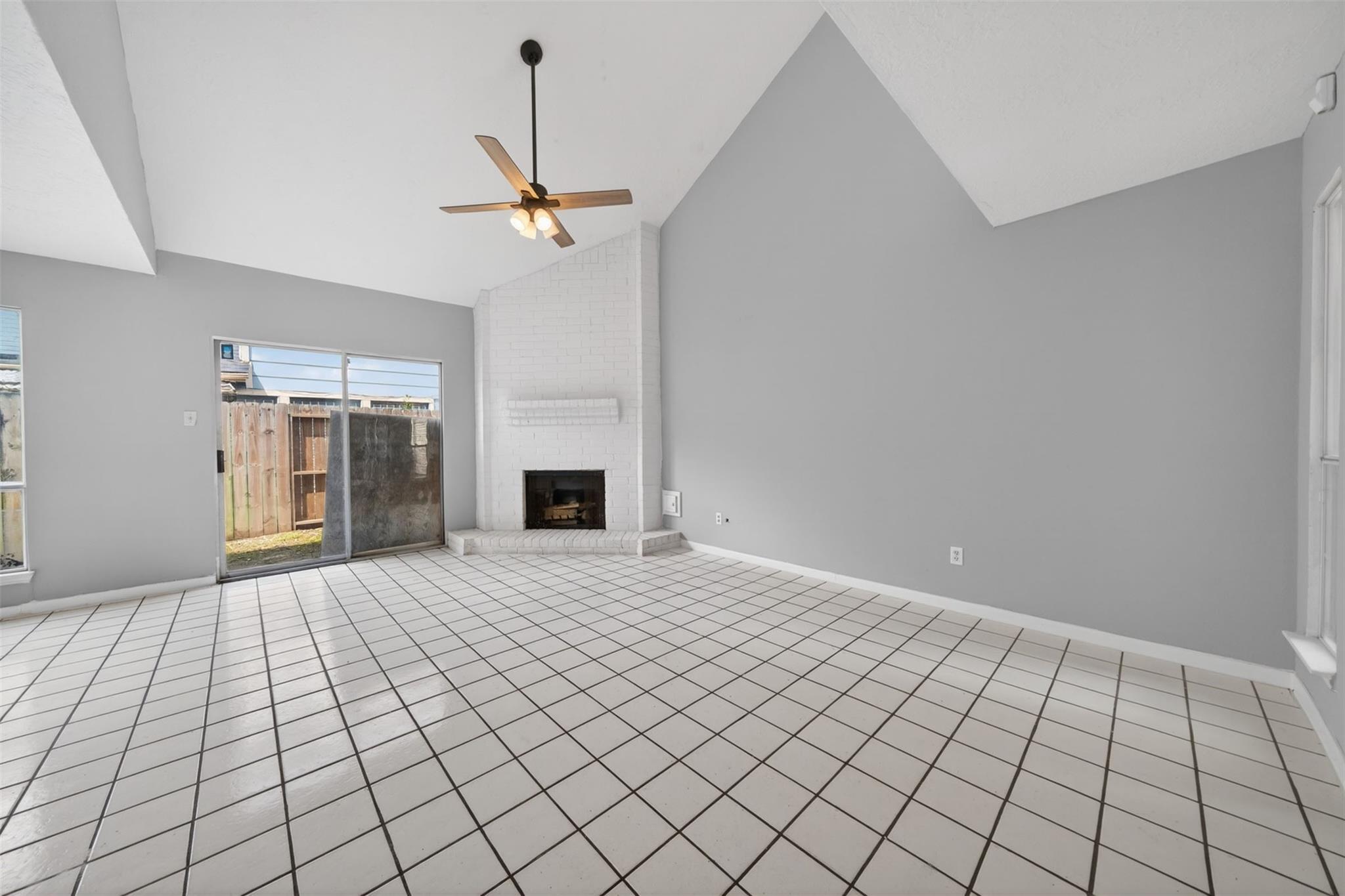 6426 Old Chatham Lane, Houston Tx 77035 Property Photo 8