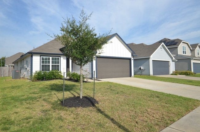 5626 Brooklyn Rose Drive Property Photo 5