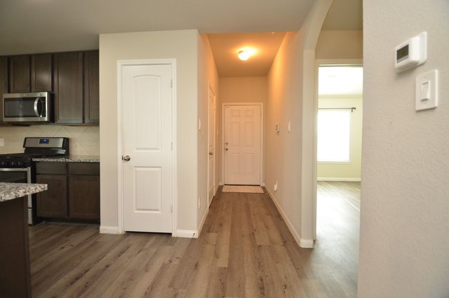 5626 Brooklyn Rose Drive Property Photo 12