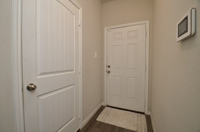 5626 Brooklyn Rose Drive Property Photo 14