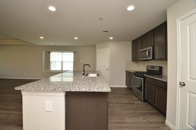 5626 Brooklyn Rose Drive Property Photo 16