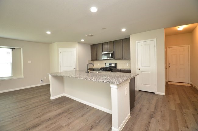 5626 Brooklyn Rose Drive Property Photo 17