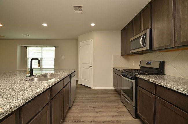5626 Brooklyn Rose Drive Property Photo 21