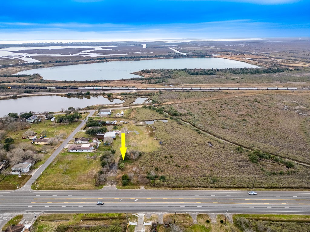 4811 Highway 6 Property Photo 8