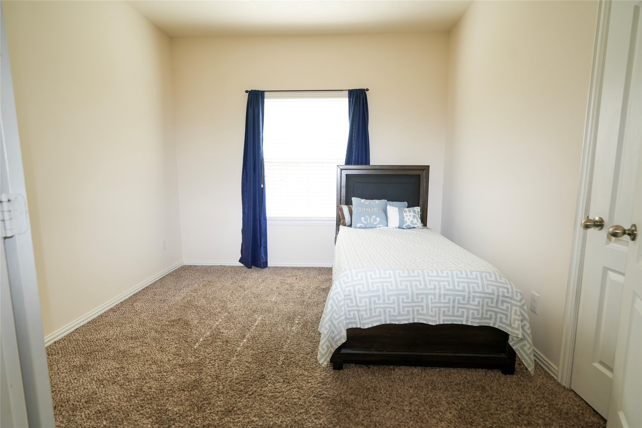 2919 Silverchase Meadows Drive Property Photo 29
