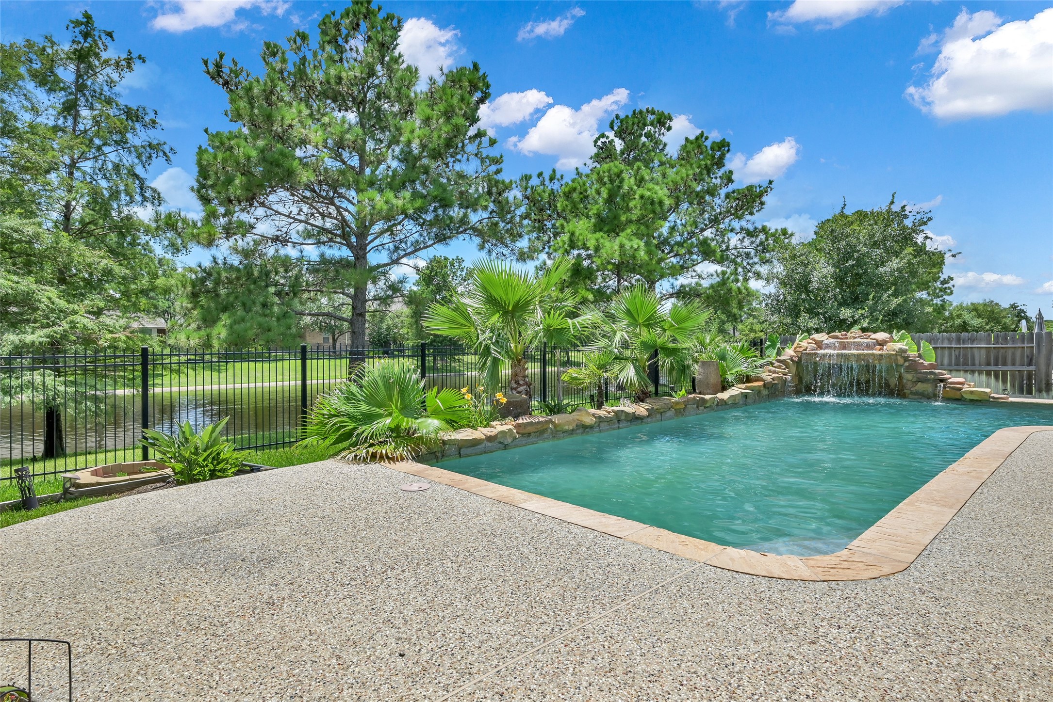22503 Grassnook Drive Property Photo 1