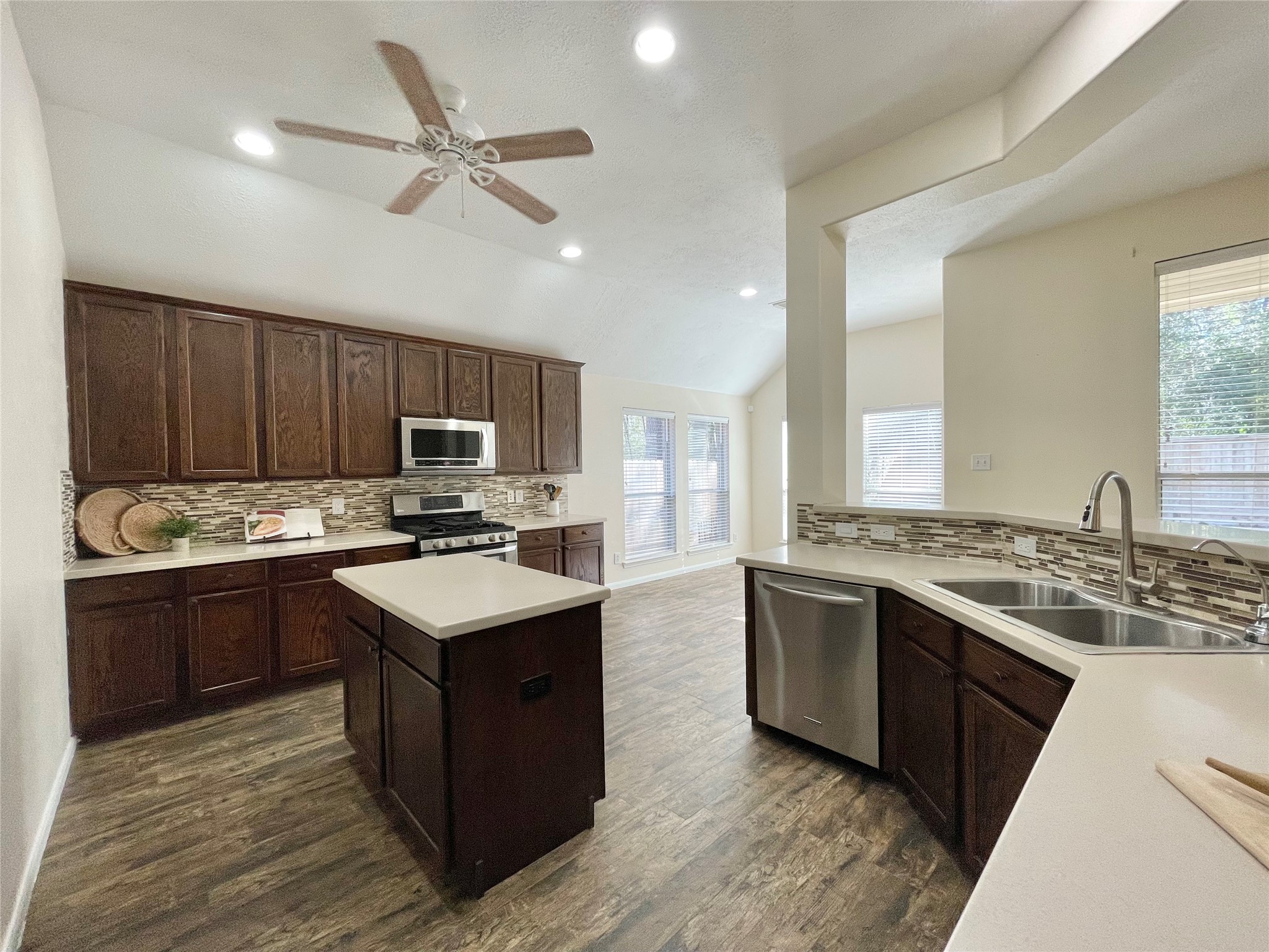 90 N Creekmist Place Property Photo 18