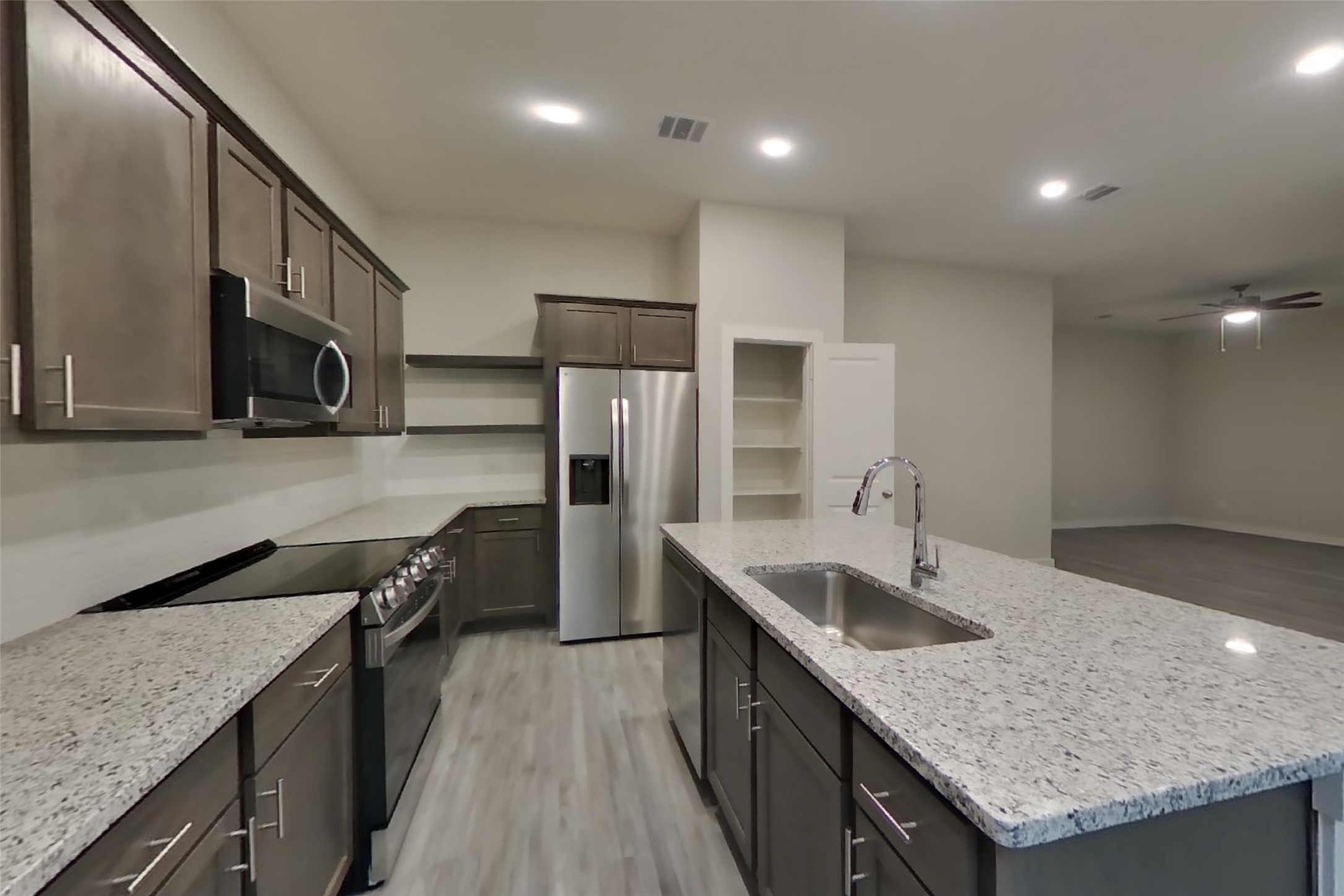 22628 Terrazzo Drive Property Photo 4