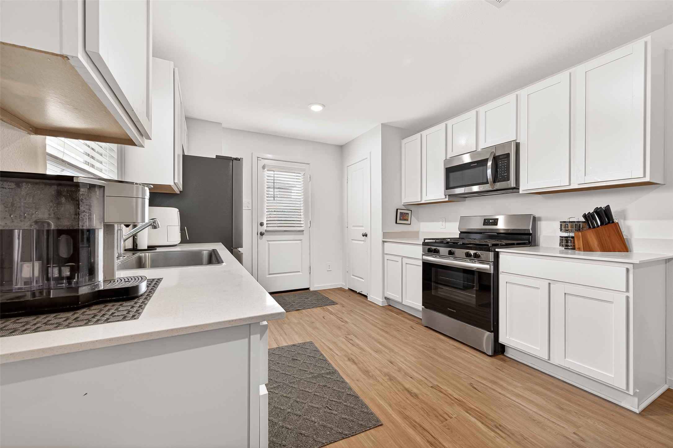 17751 Grove Hill Drive Property Photo 17