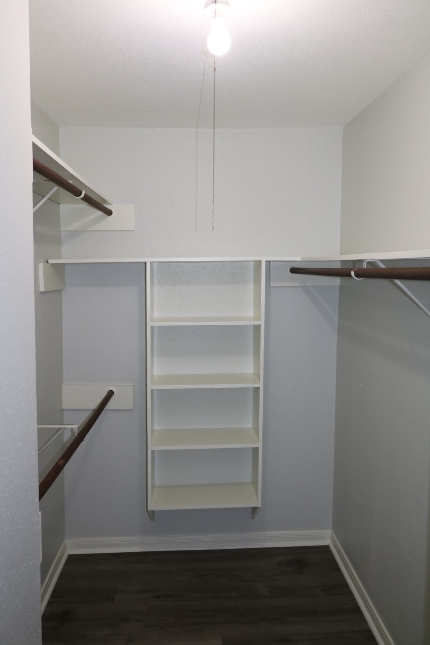 8299 Cambridge Street 1506 Property Photo 13
