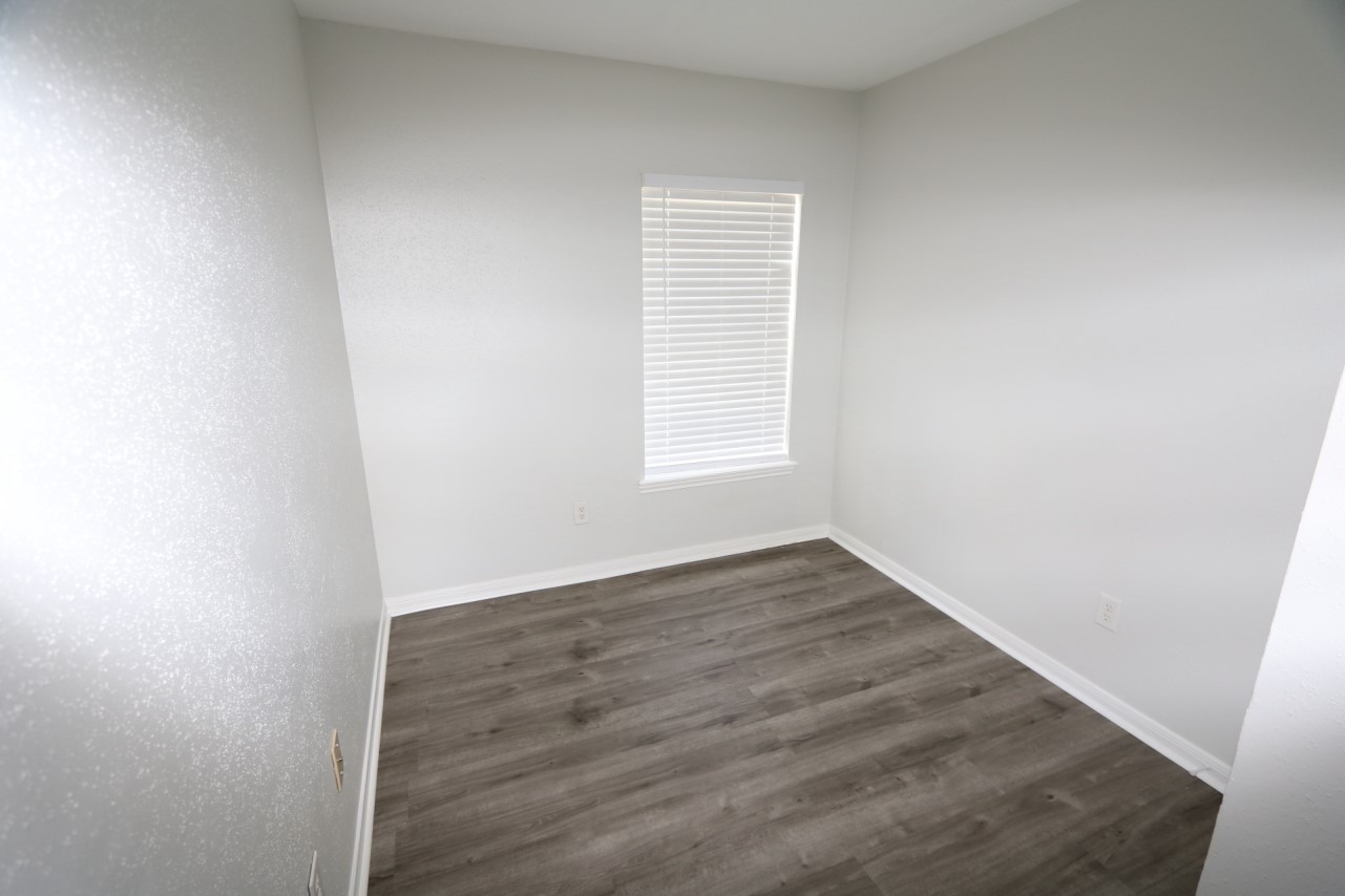 8299 Cambridge Street 1506 Property Photo 14