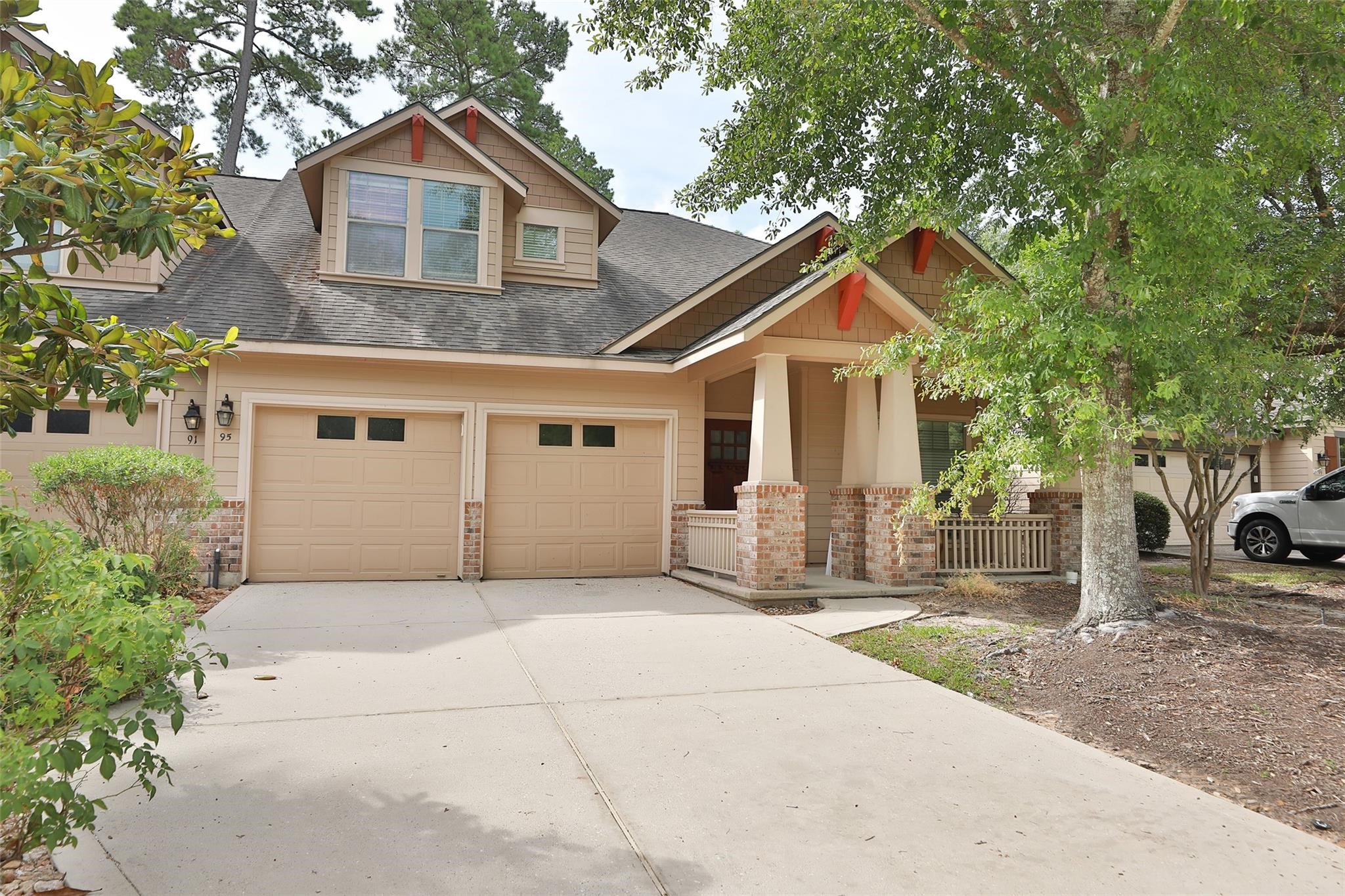 95 Douvaine Court Property Photo 1