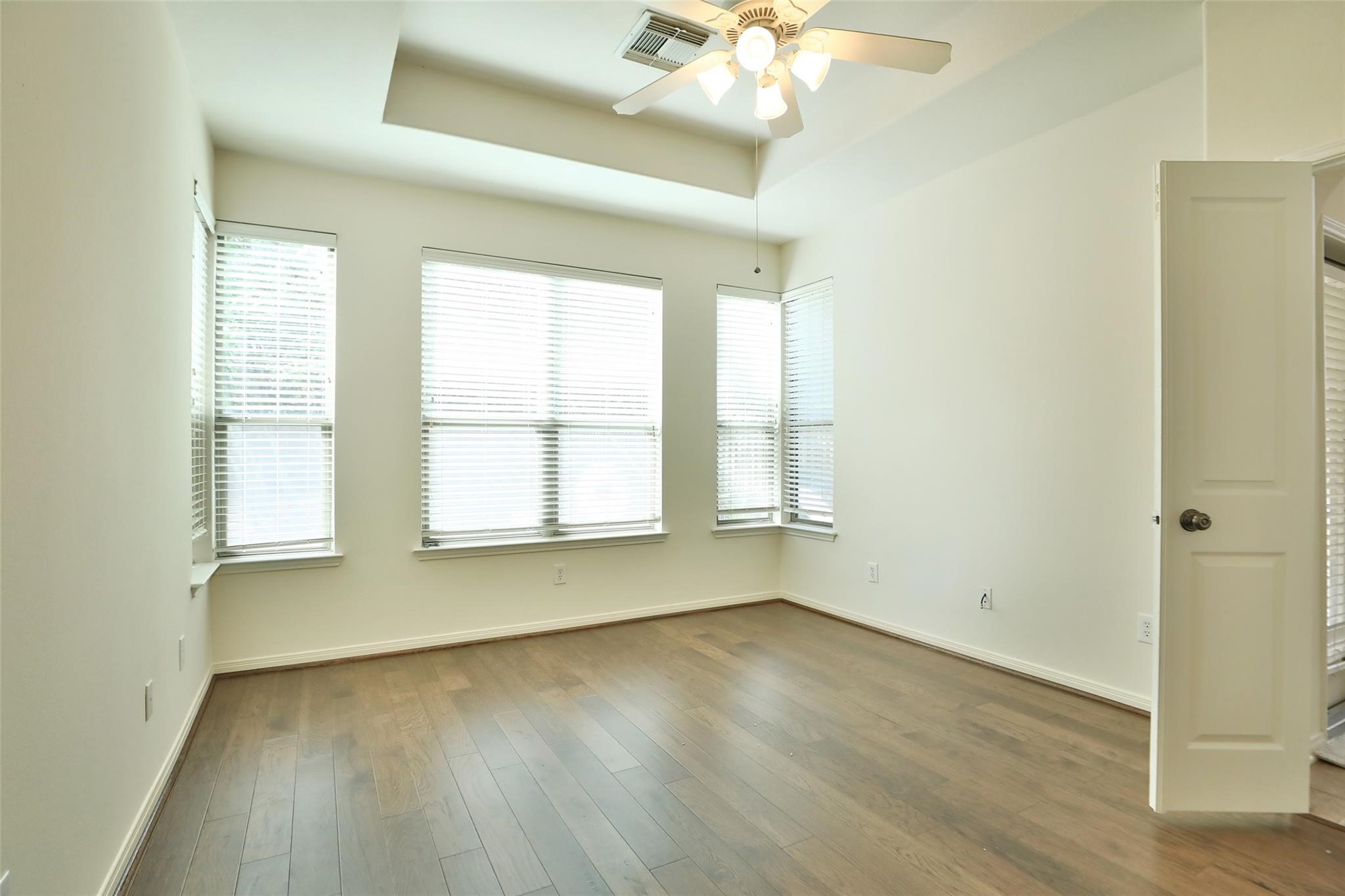 95 Douvaine Court Property Photo 16