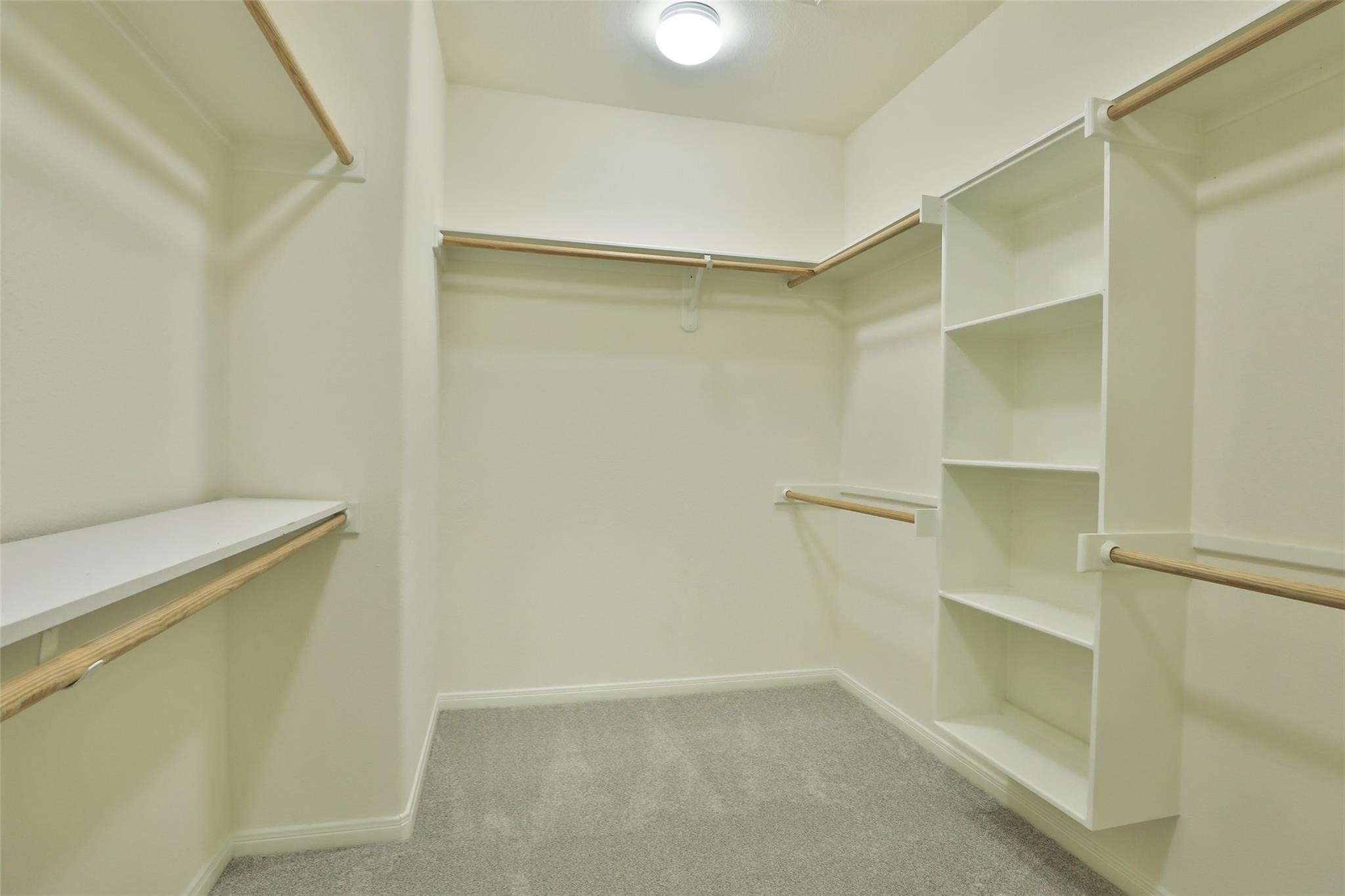 95 Douvaine Court Property Photo 20