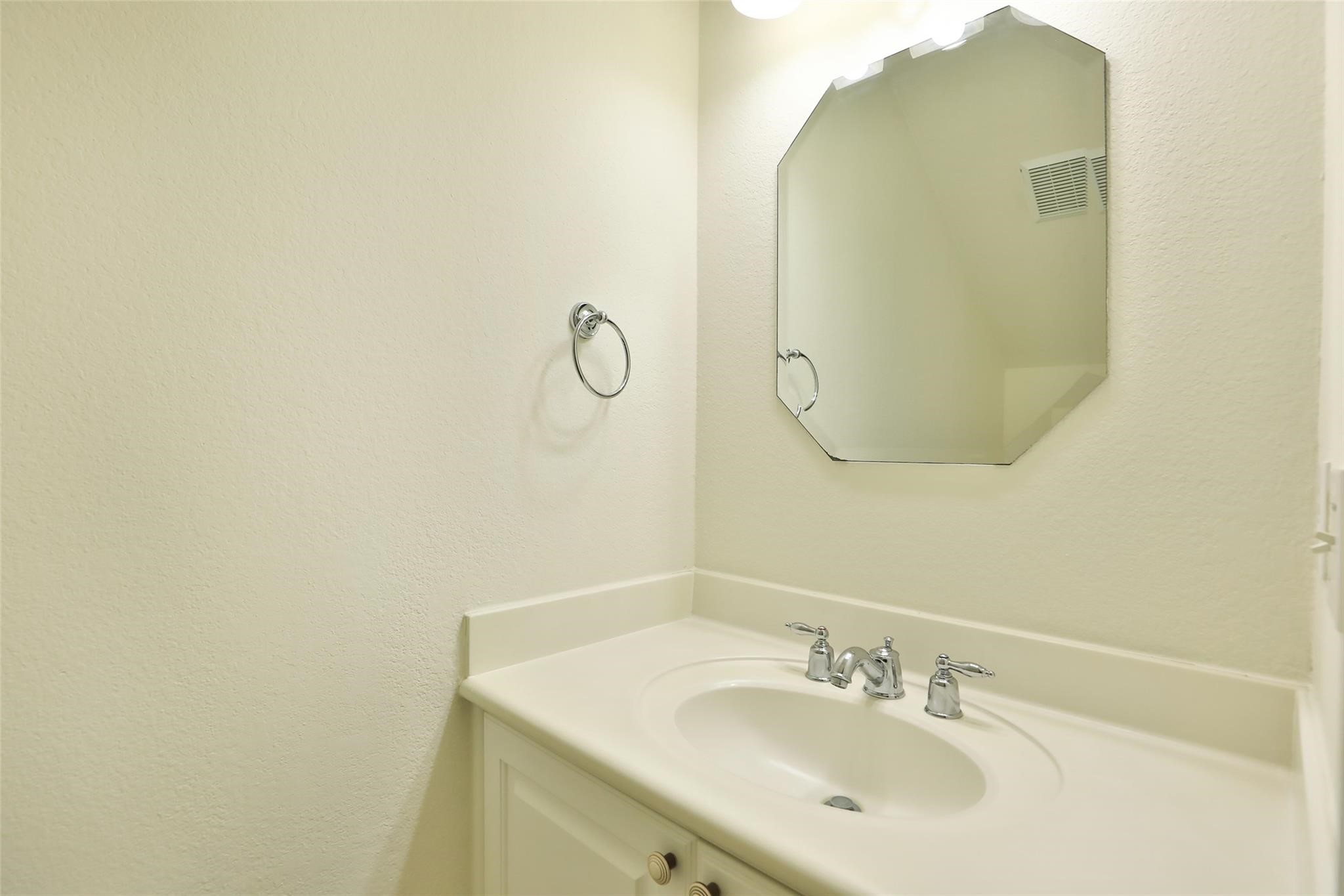 95 Douvaine Court Property Photo 21