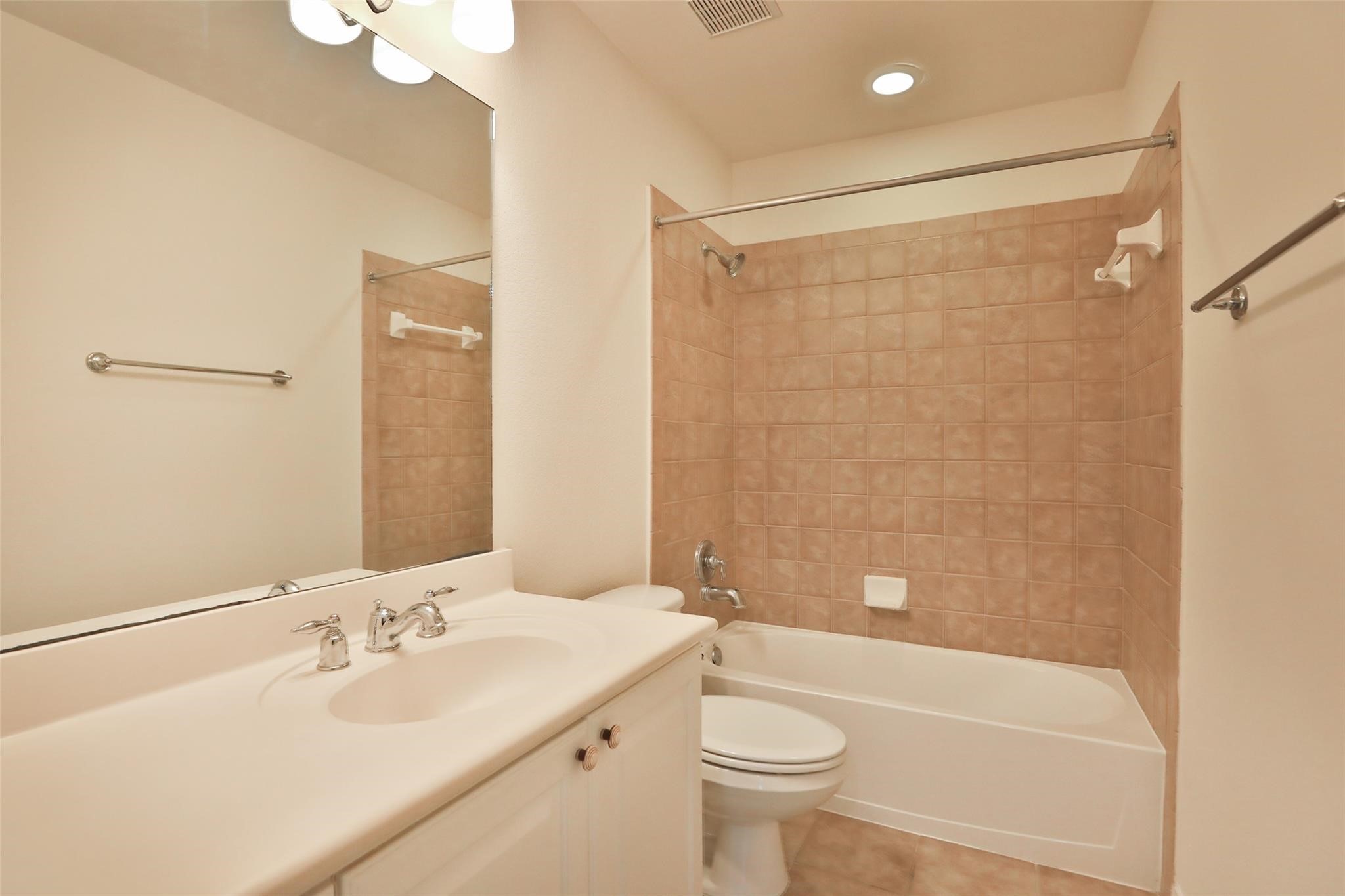 95 Douvaine Court Property Photo 28