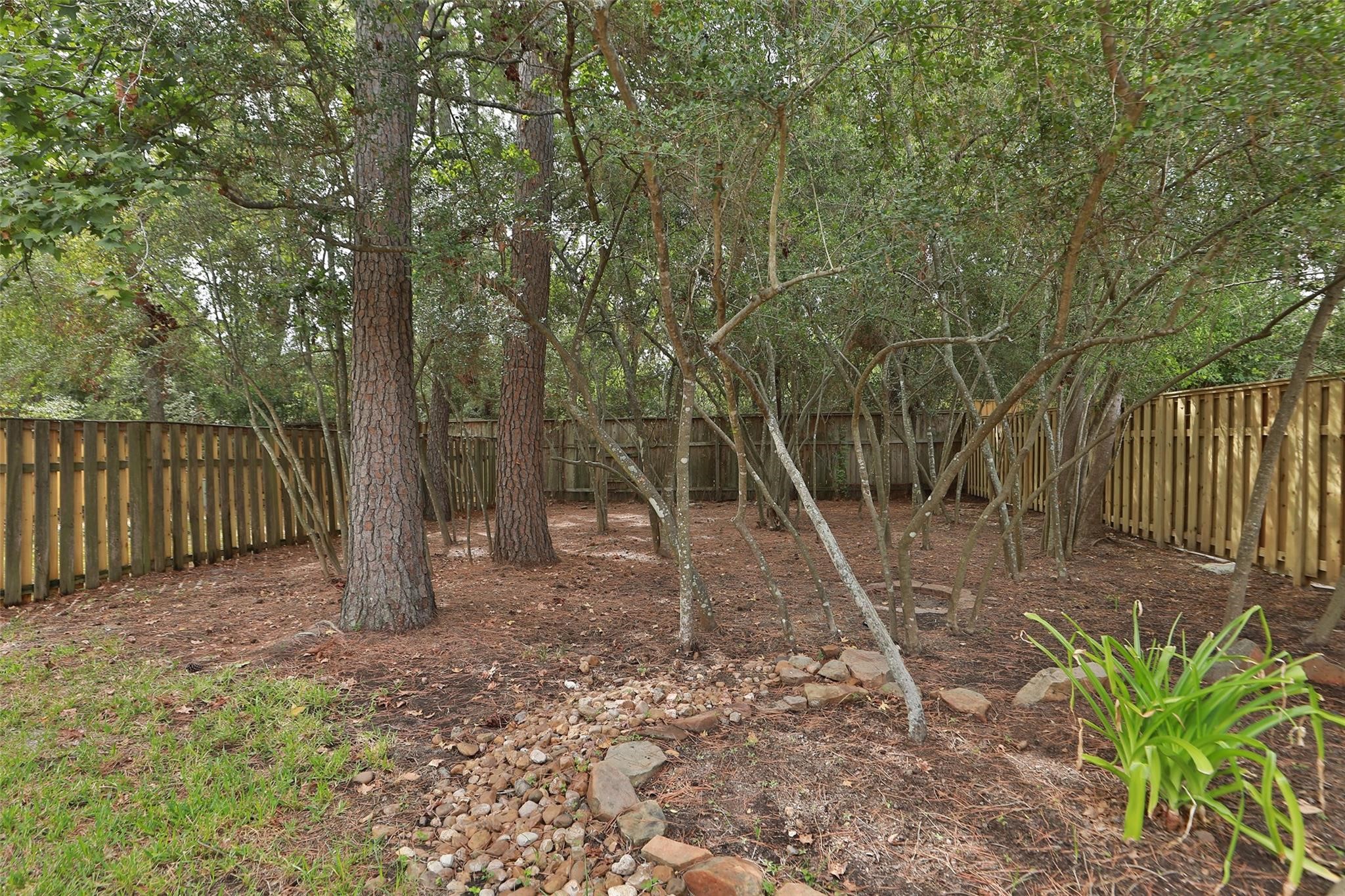 95 Douvaine Court Property Photo 29