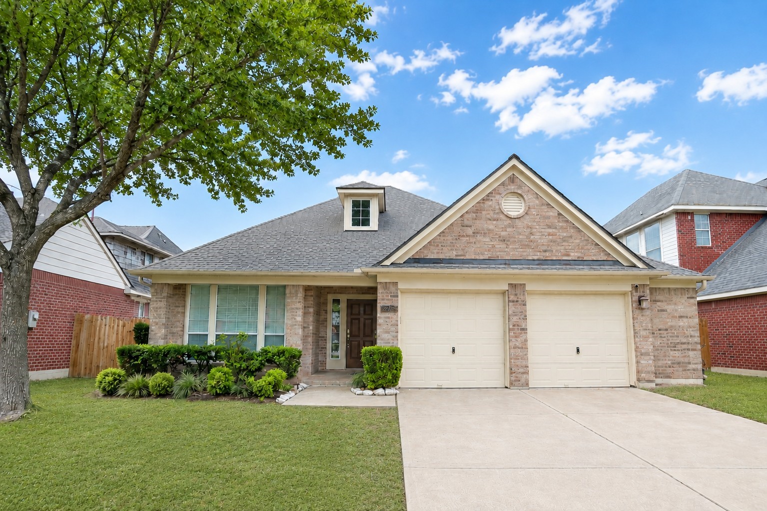 22422 Cascade Springs Drive Property Photo 2
