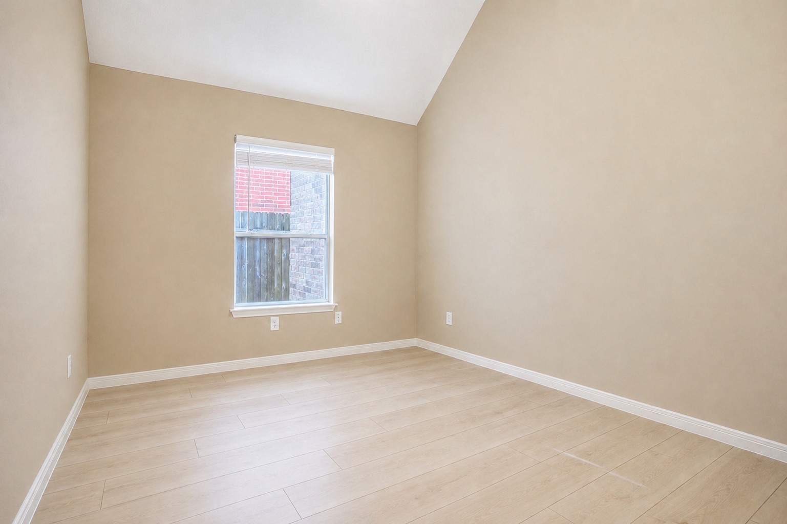 22422 Cascade Springs Drive Property Photo 17
