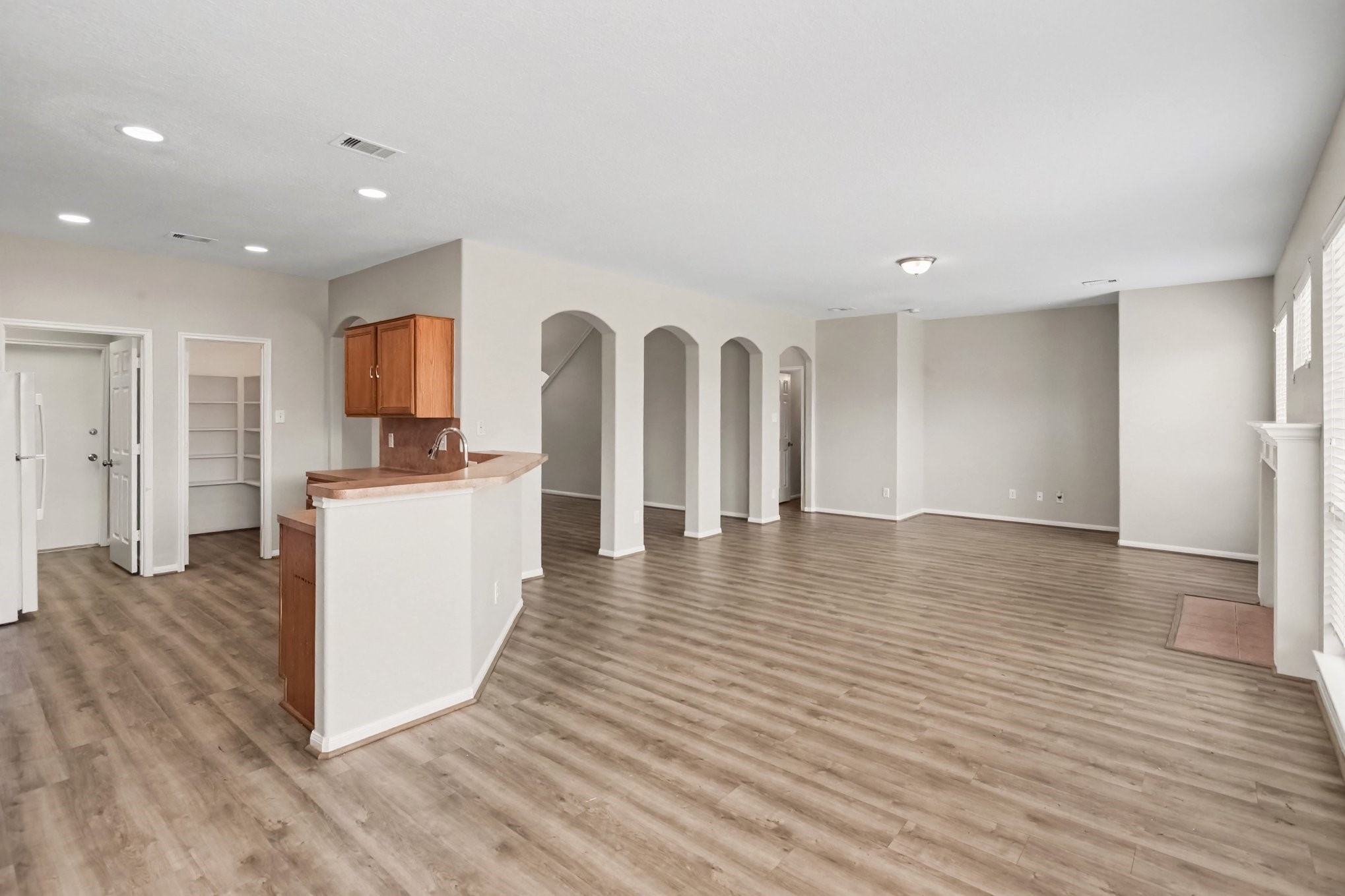914 Brady Bend Drive Property Photo 8