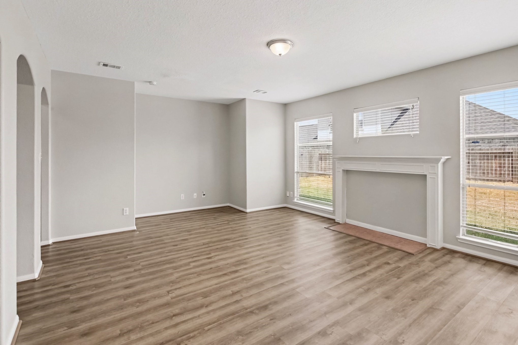 914 Brady Bend Drive Property Photo 10