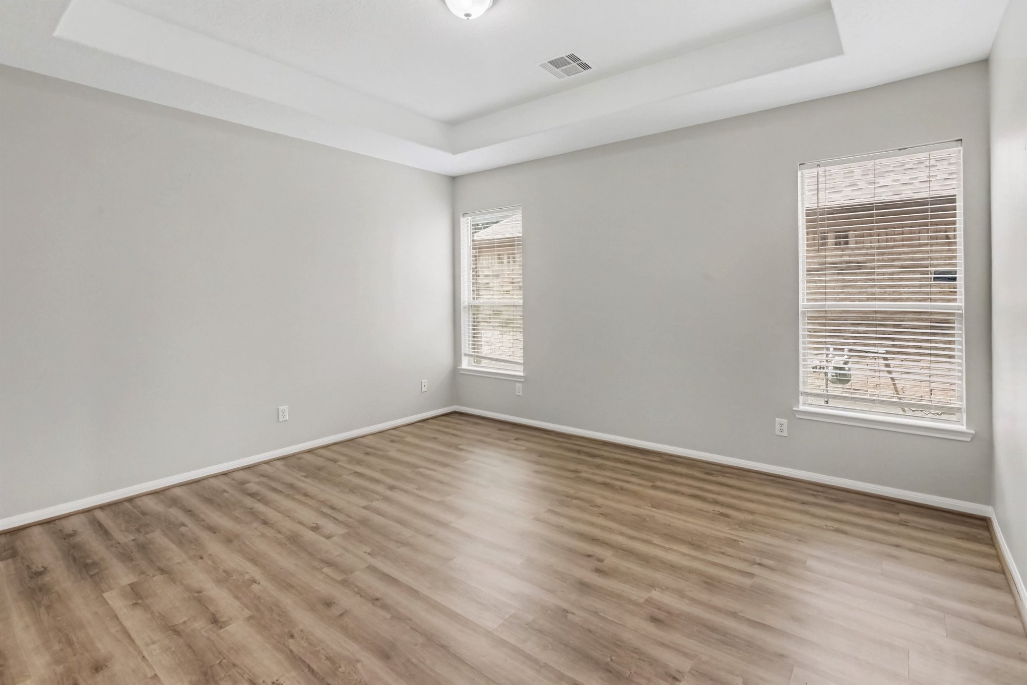 914 Brady Bend Drive Property Photo 15