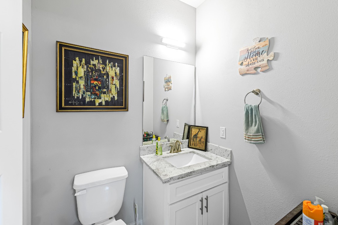 4617 White Rock Street Property Photo 13