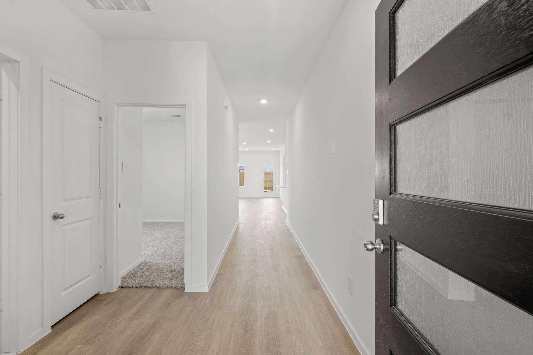 4072 Sun Burst Drive Property Photo 3